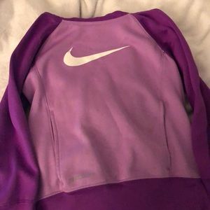 girls nike sweatshirt